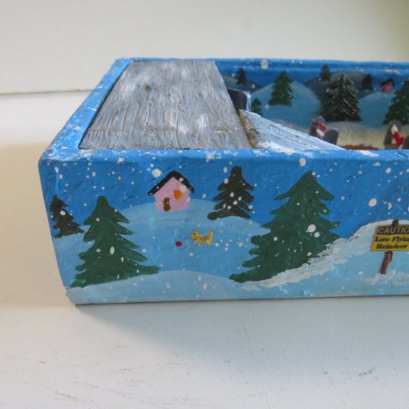 Santa's REINDEER BOOT CAMP where reindeer learn to fly [imaginary play] 80%wood - Picture 4 of 16